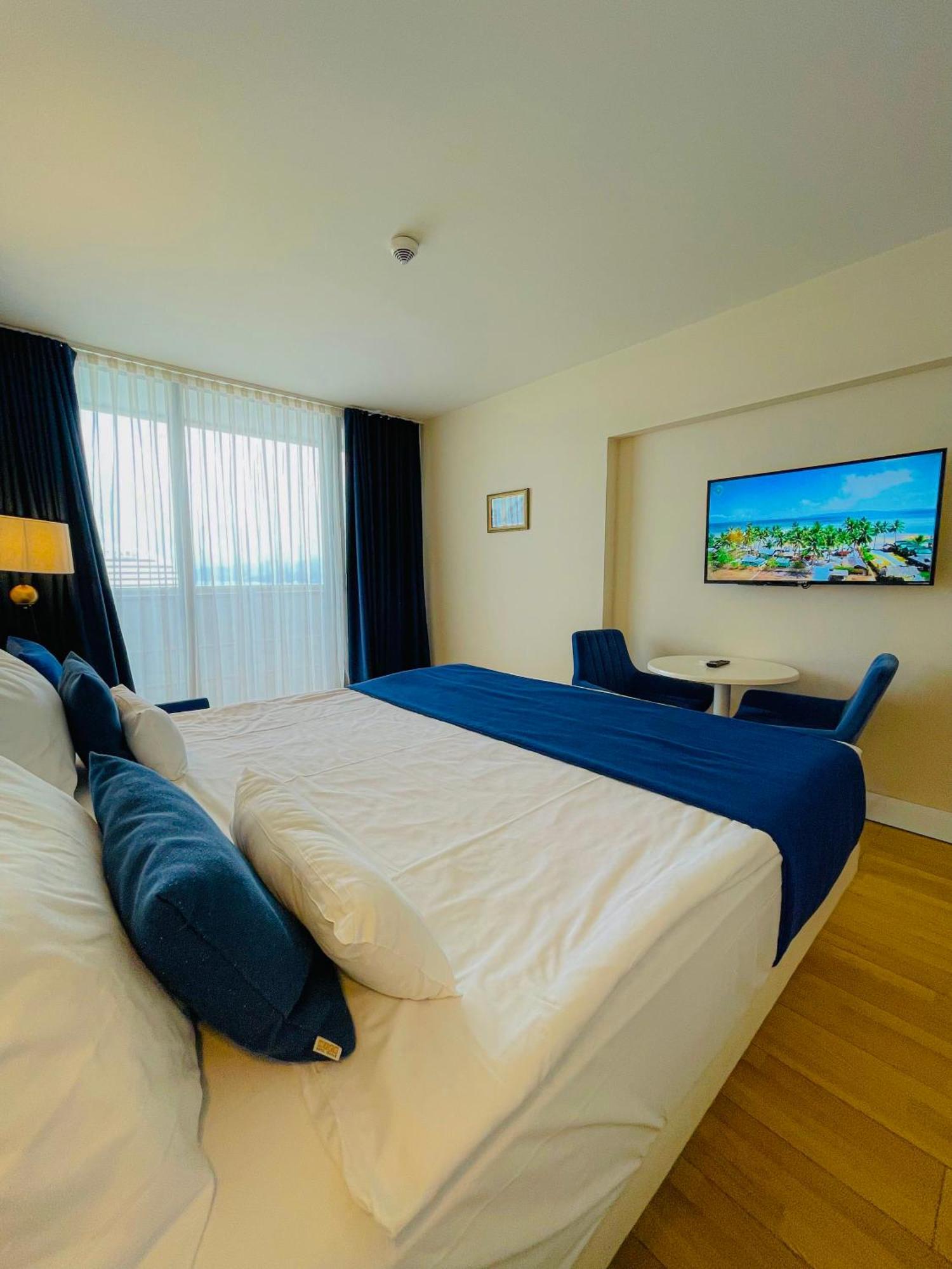 Luxury Batumi Hotel Eksteriør billede