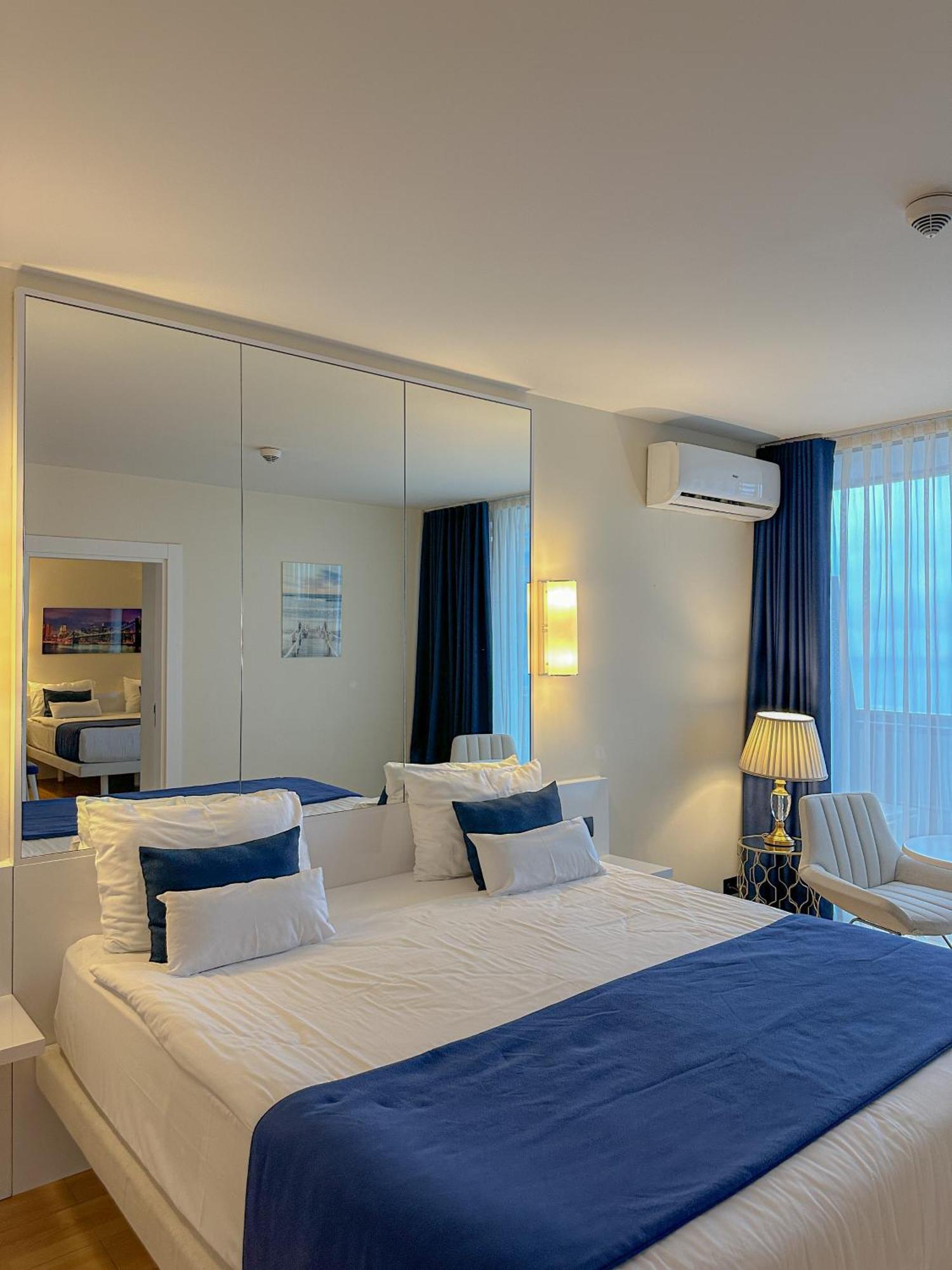 Luxury Batumi Hotel Eksteriør billede