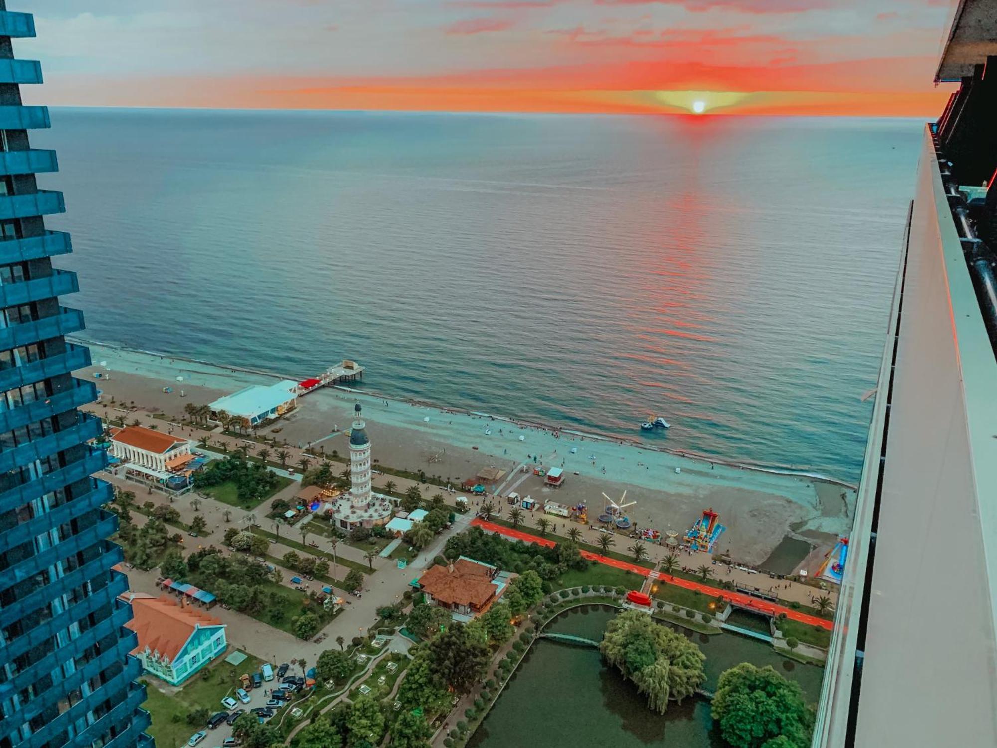 Luxury Batumi Hotel Eksteriør billede