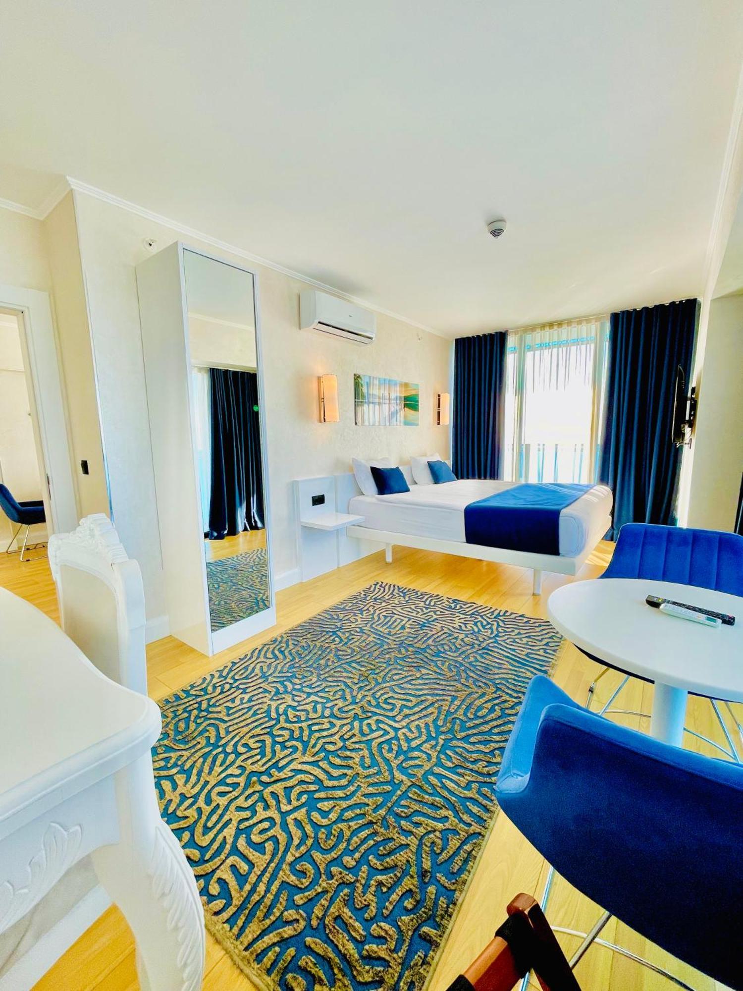 Luxury Batumi Hotel Eksteriør billede