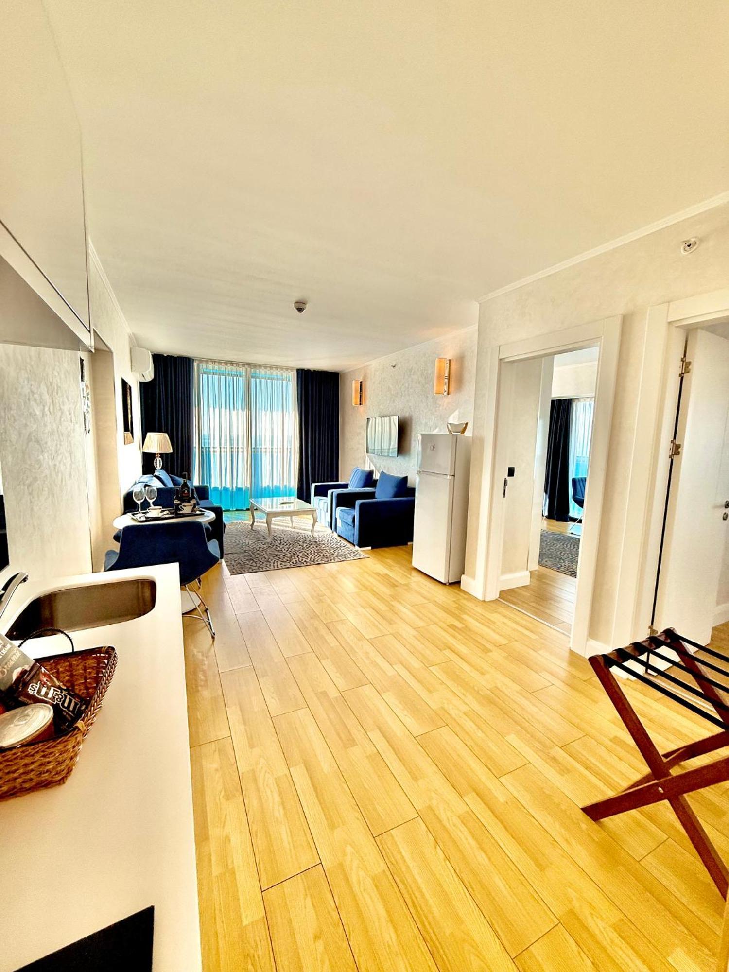 Luxury Batumi Hotel Eksteriør billede